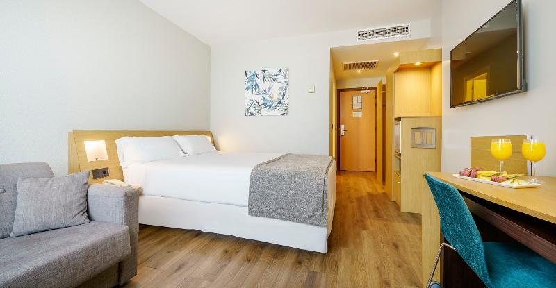 Ilunion 4 Hotel Valenza